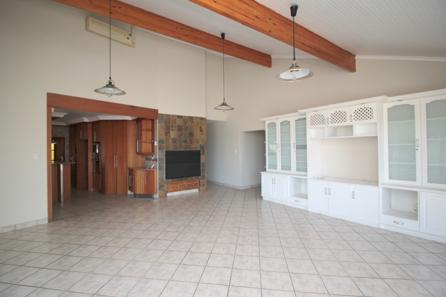 3 Bedroom Property for Sale in Menkenkop Western Cape